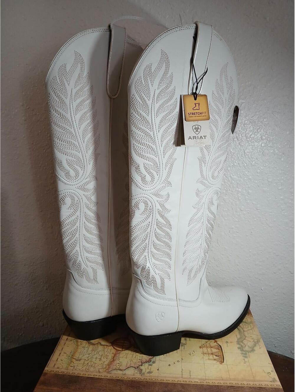 Ariat Women's Belle Stretchfit Moonlight Beam White Boots Size 7.5 B Medium